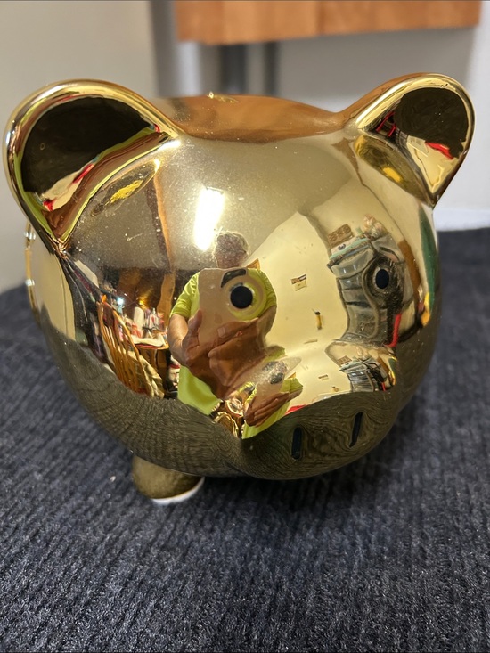 Other - Gold Piggy Bank 🐖